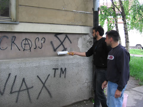 Prekrečavanje fašističkih grafita